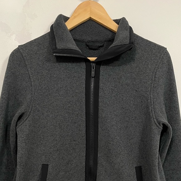 Lululemon Its Fleecing Cold Zip Up Heathered Black/Black 6 - Picture 12 of 16